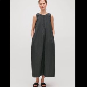 COS sleeveless balloon dress